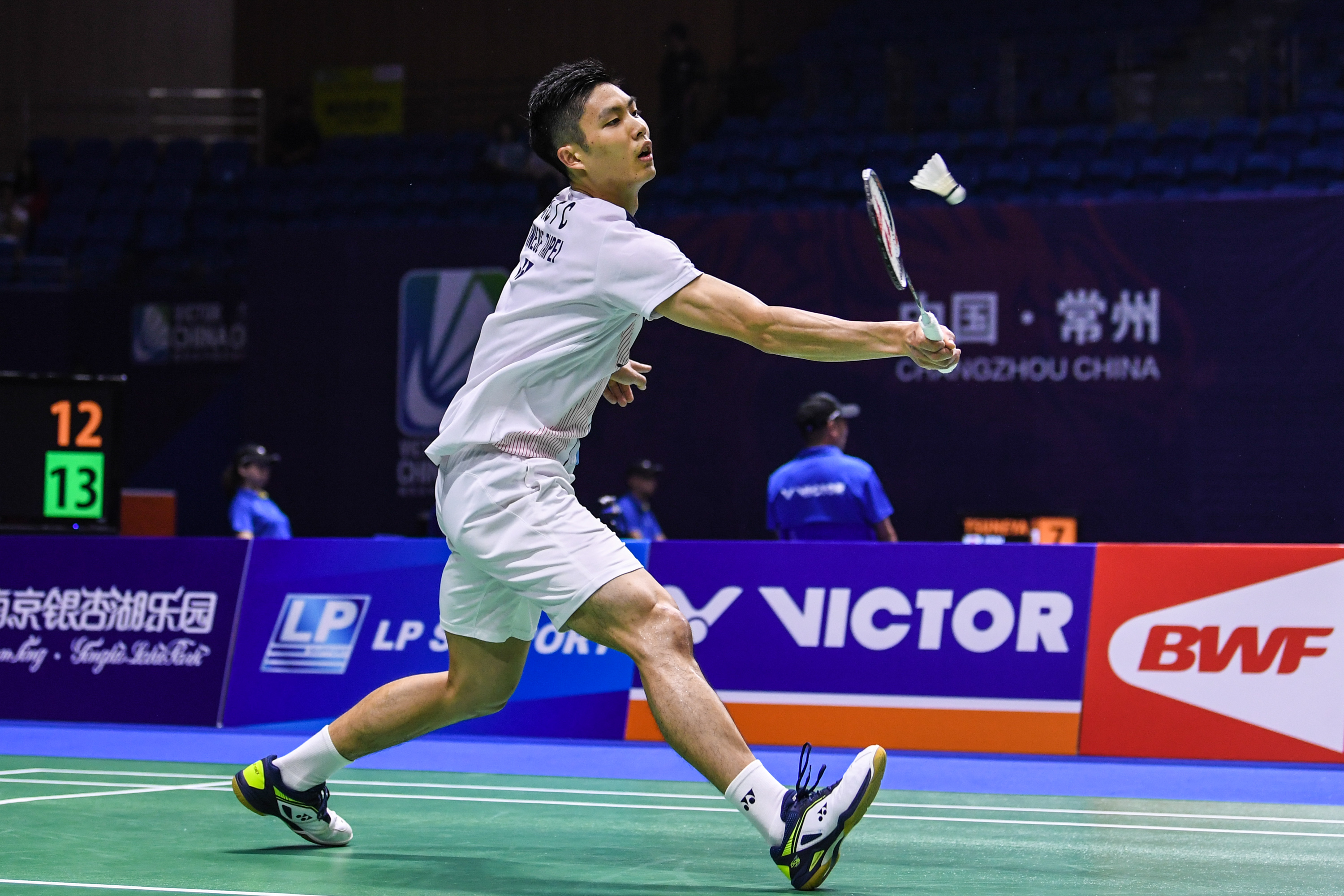 和硬朗的身 和硬朗的身